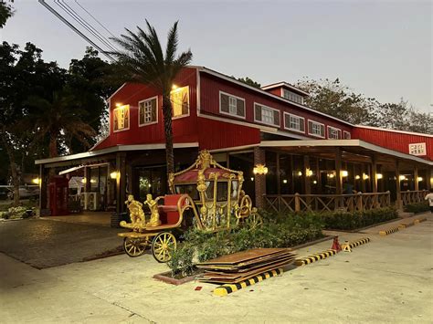 Rancho Blanco Event Center and Dates Farm, Batangas City .